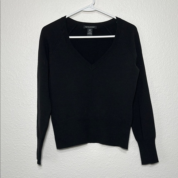 Wool Blend Black V-Neck Sweater M - Picture 1 of 6